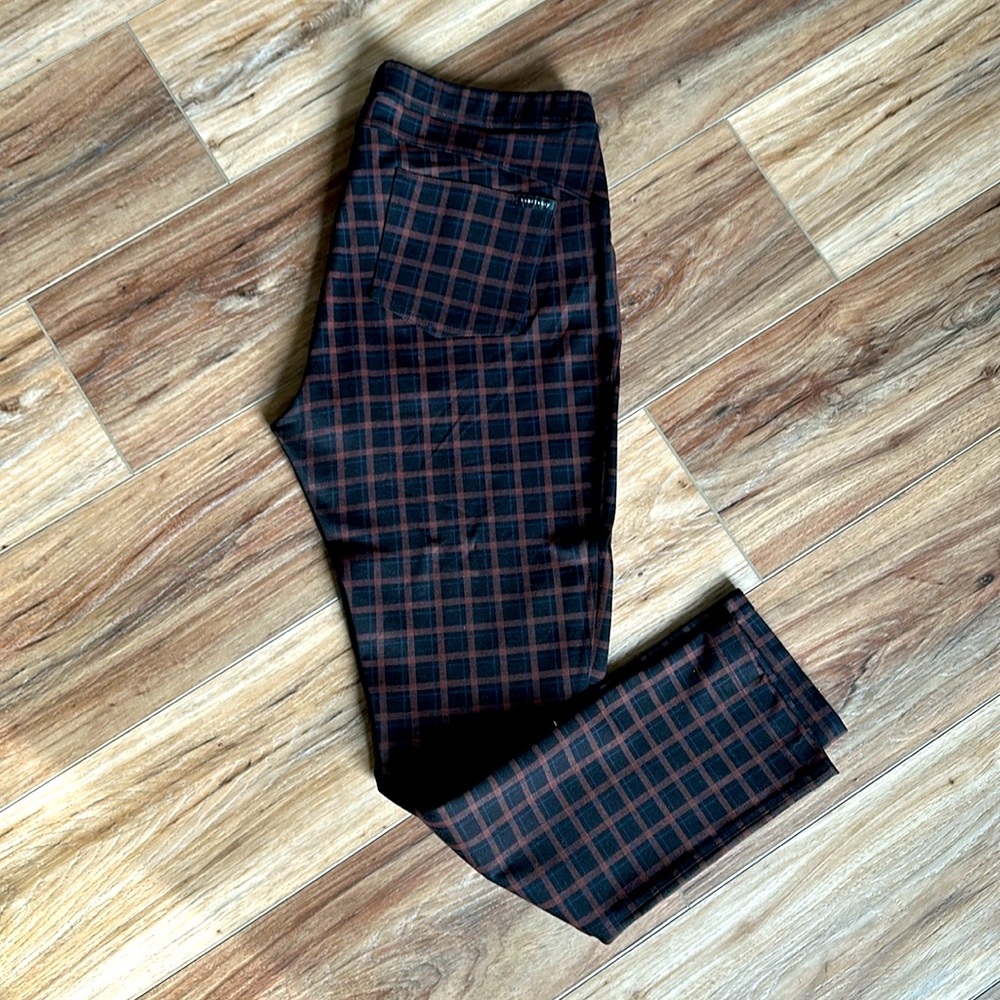 Anthropologie Sanctuary Leggings in brown/black checker print.
